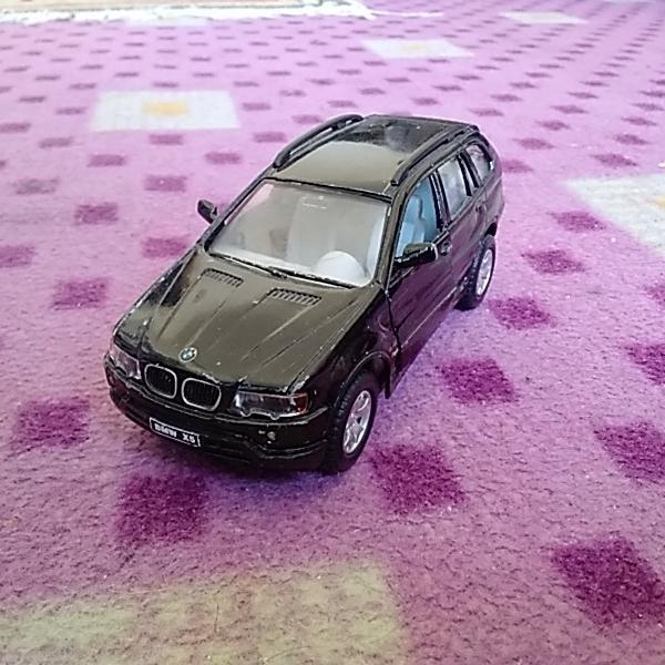 ماکت بی ام وه x5 کینسمارت