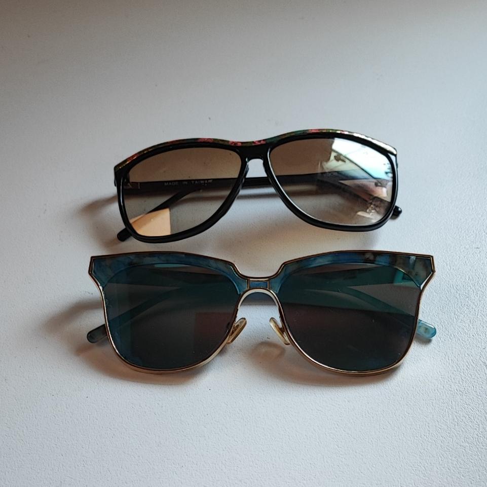 دو عدد عینک آفتابی زنانه