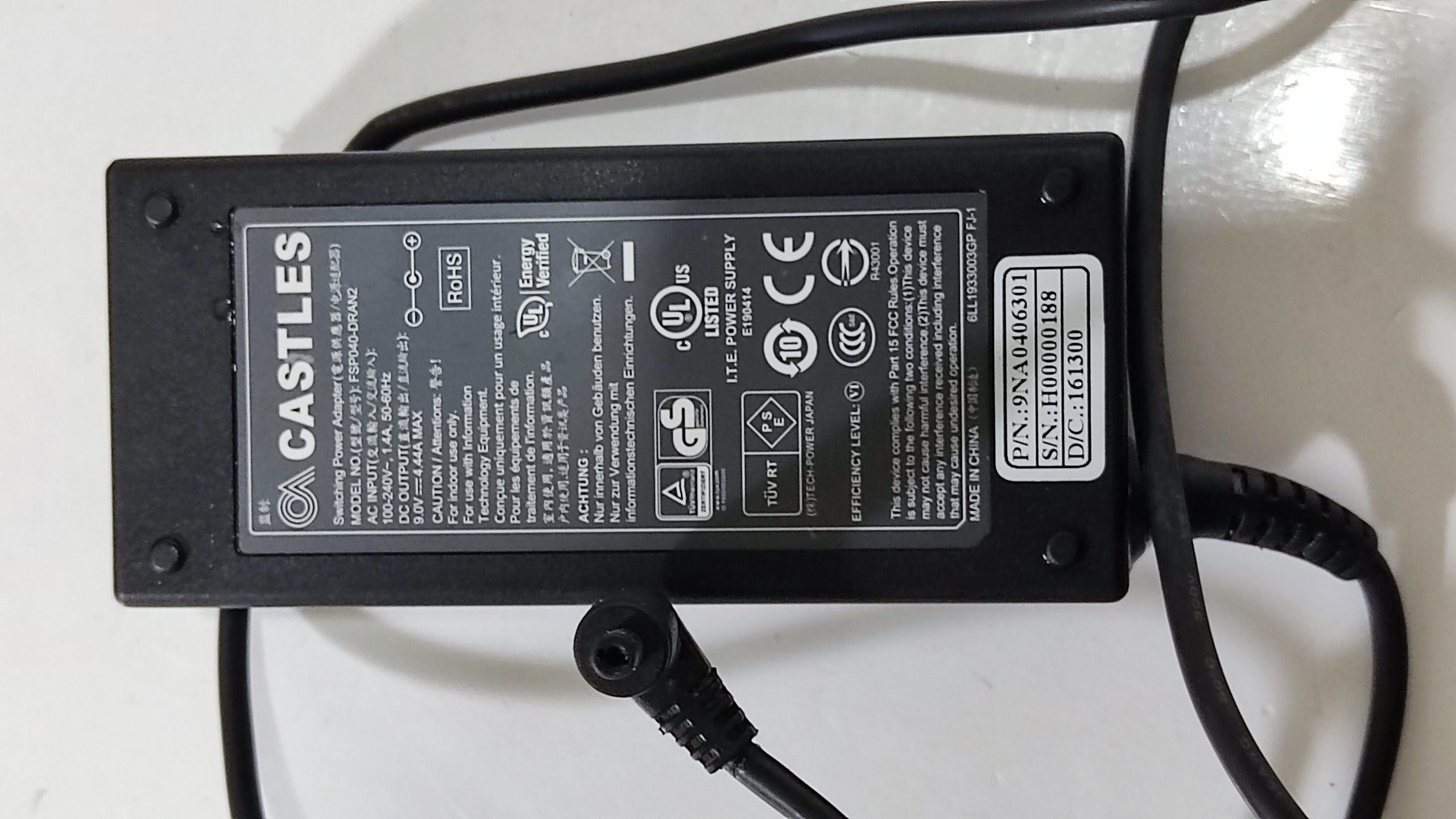 آداپتور 9 ولت 4 آمپری