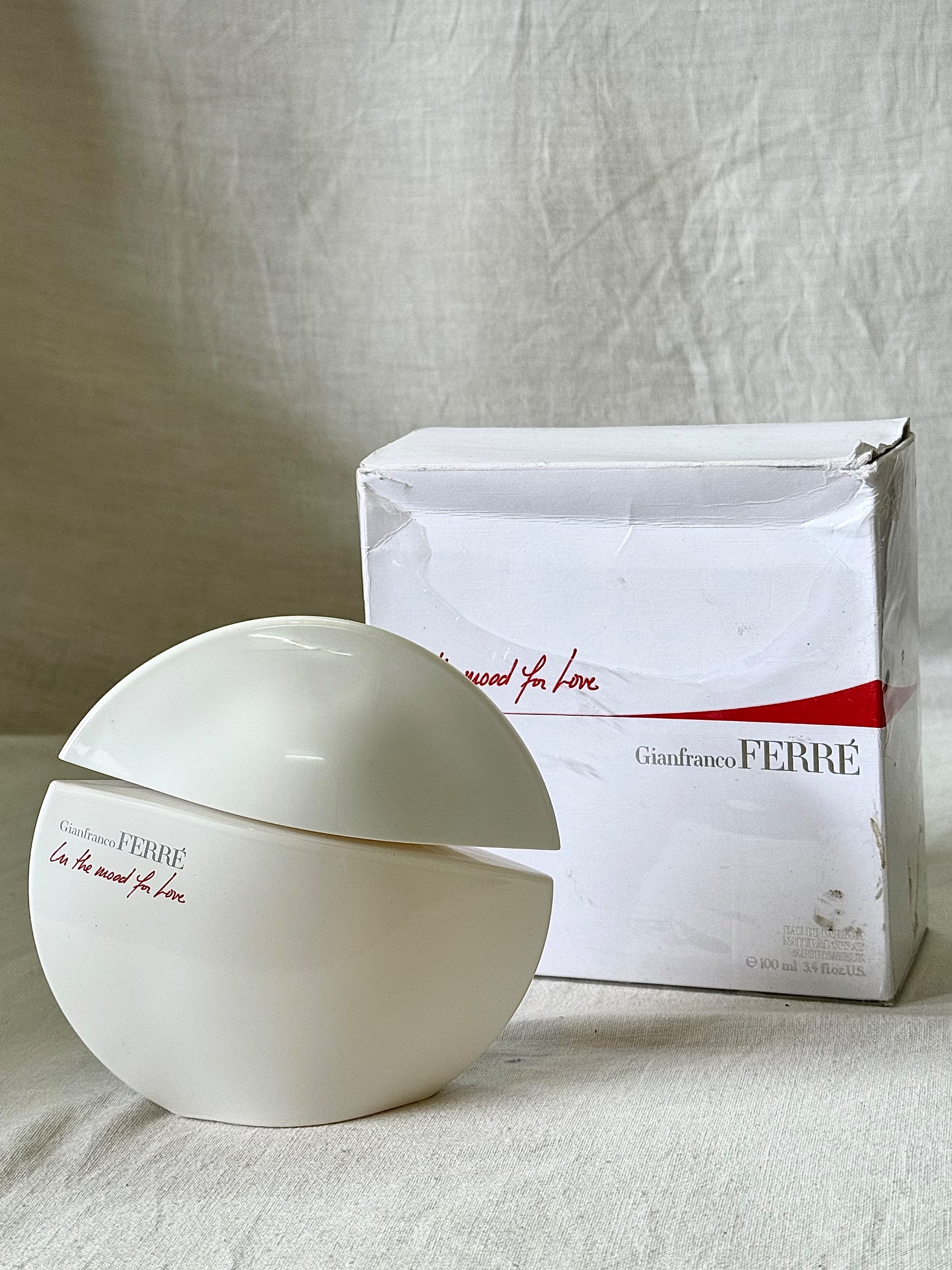 عطر ادوپرفیوم جیانفرانکو فره سفید Gianfranco FERRE