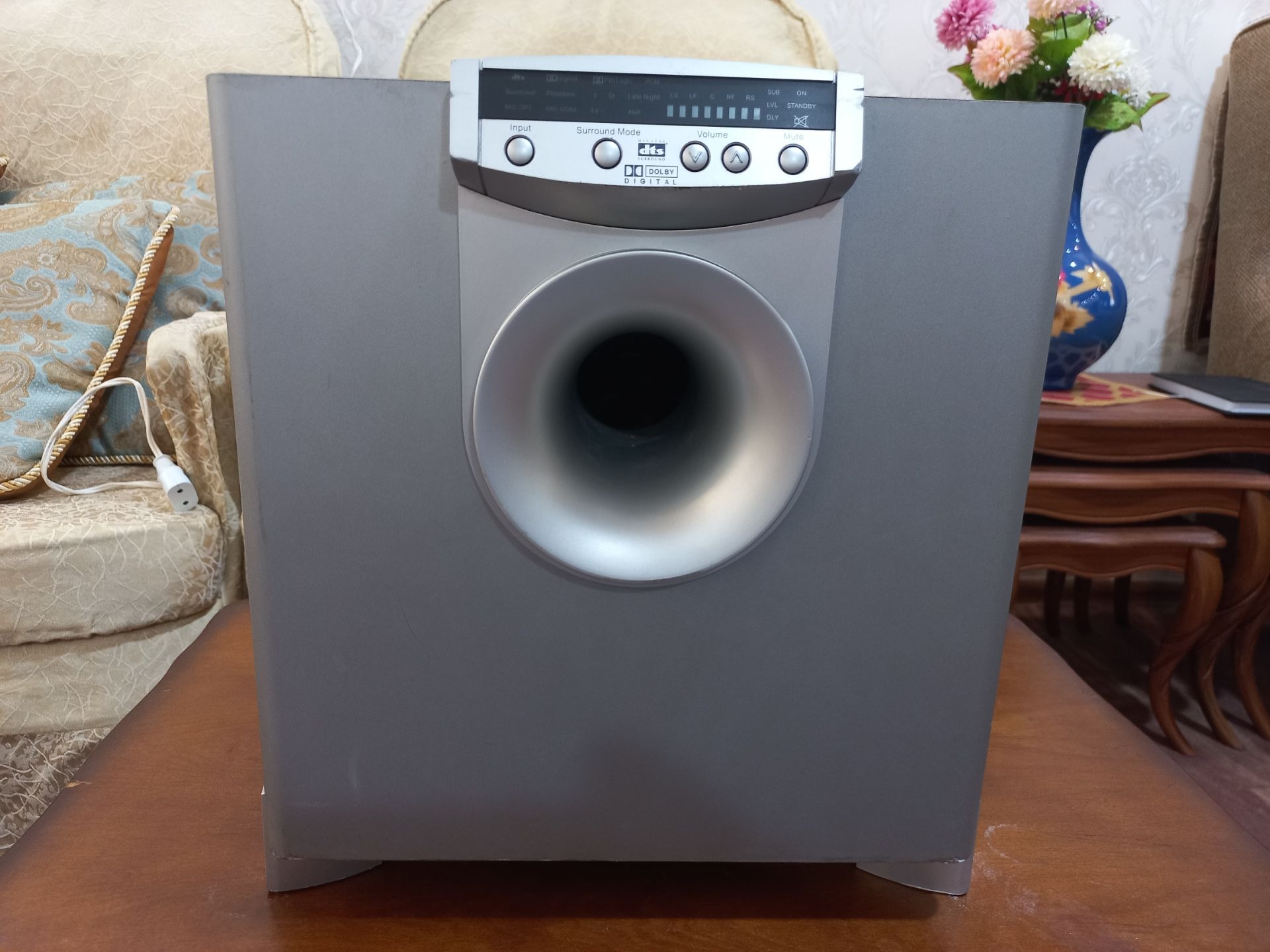 ساب اکتیو jbl