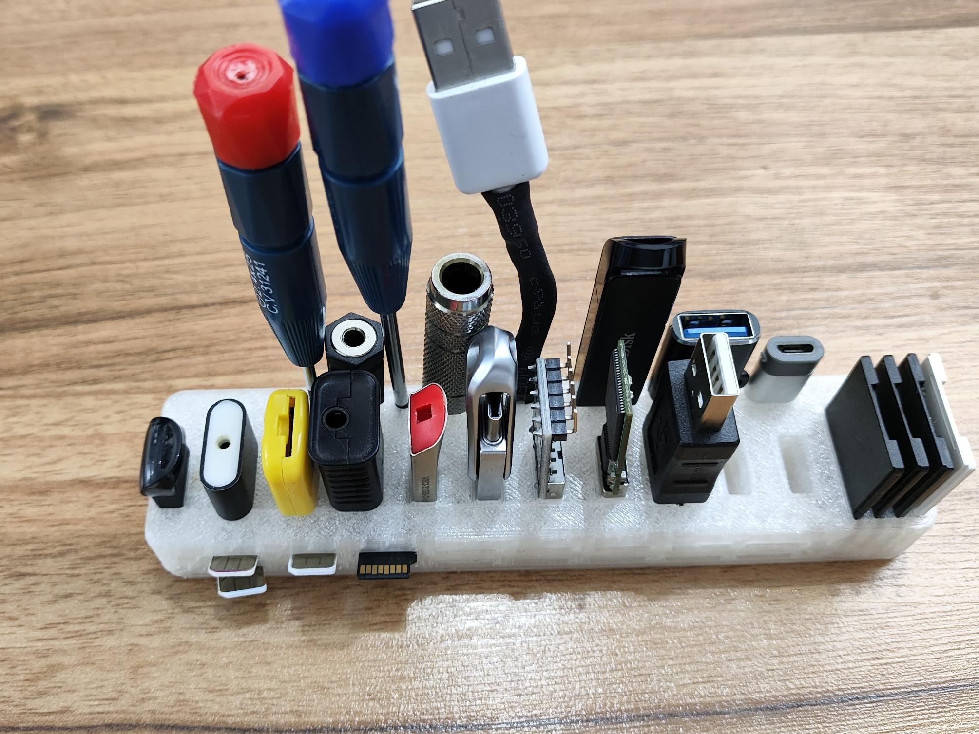 نظم دهنده دسکتاپ USB, Type-C, MicroSD,SD Card