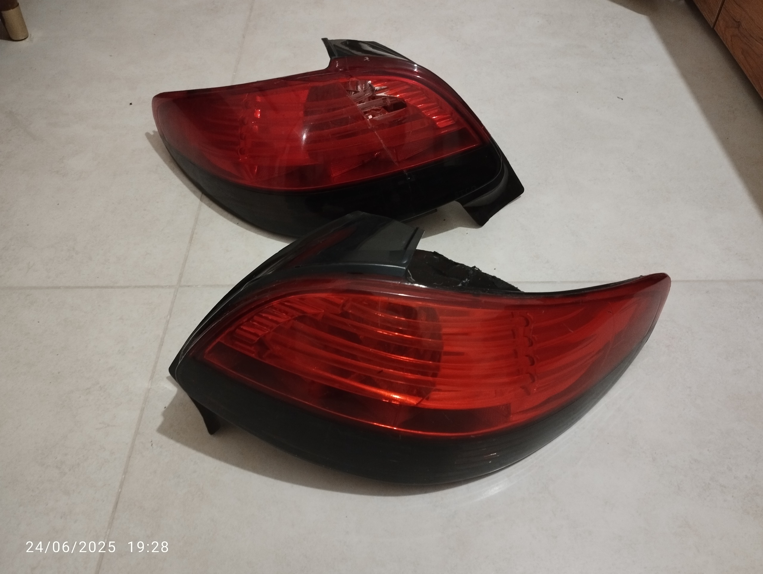 چراغ عقب 206 ، اسپرتی