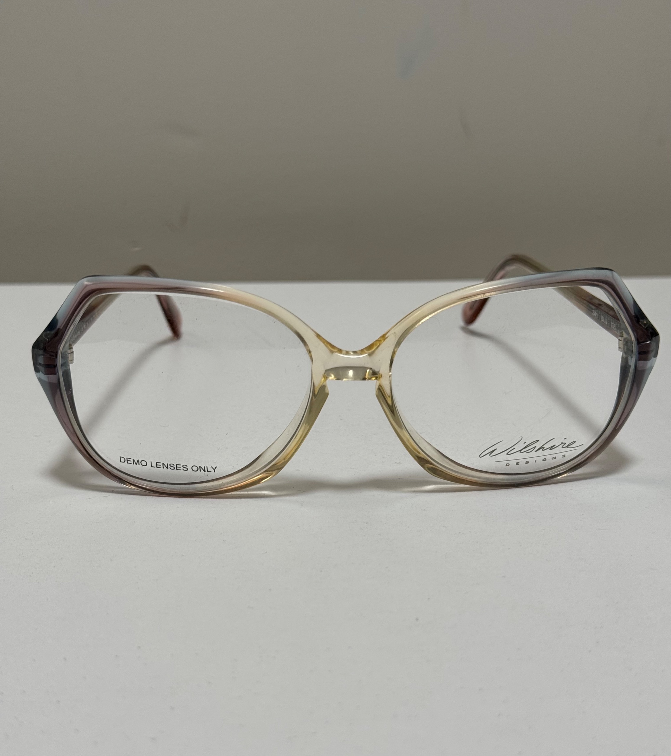 عینک زنانه Wilshire Designs