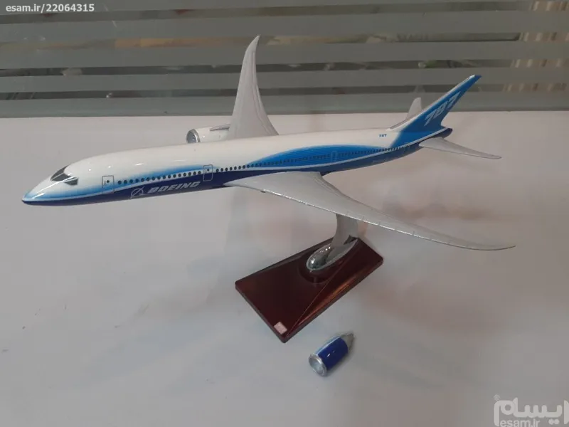 ماکت هواپیما بویینگ787 لوگو کارخانه بویینگ کد 3301