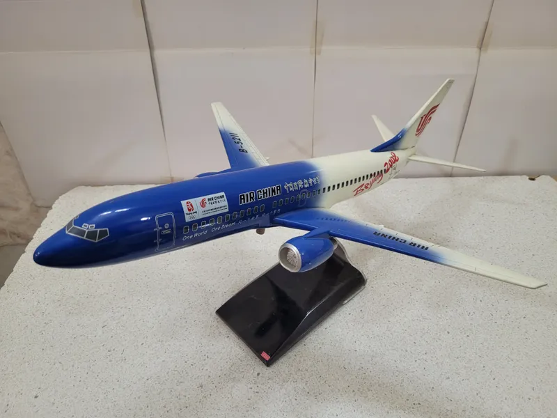 ماکت هواپیما بویینگ 700-737 چین کد 3332ردیف215