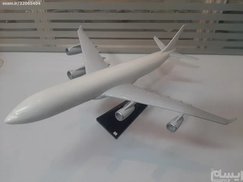 ماکت هواپیما ایرباس 340 خام بدون لوگو کد 3799