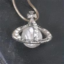 گردنبندنگینش