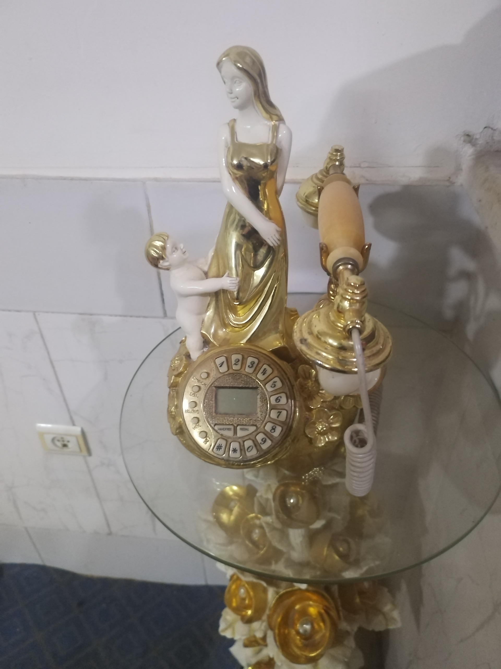 گوشی تلفن بسیار زیبابامیز تلفن سالم دحدنو