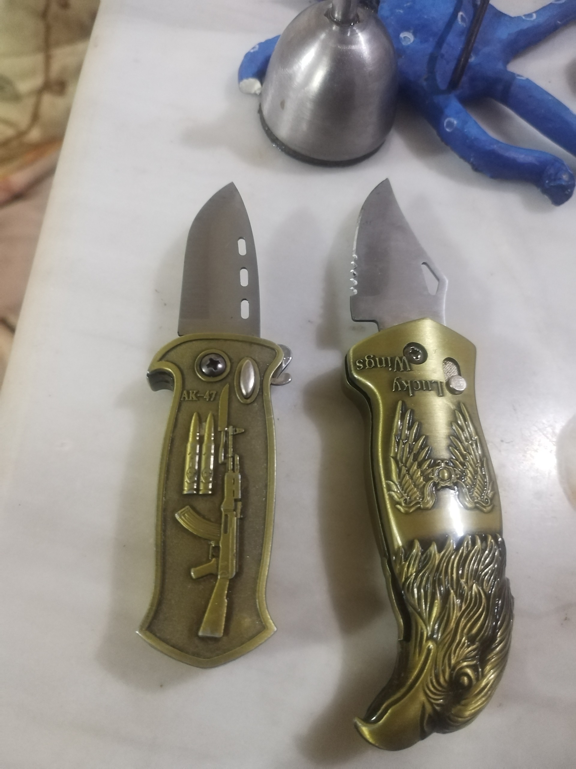 2عددفندک فلزچاقوی عقابی واسله ضامندار