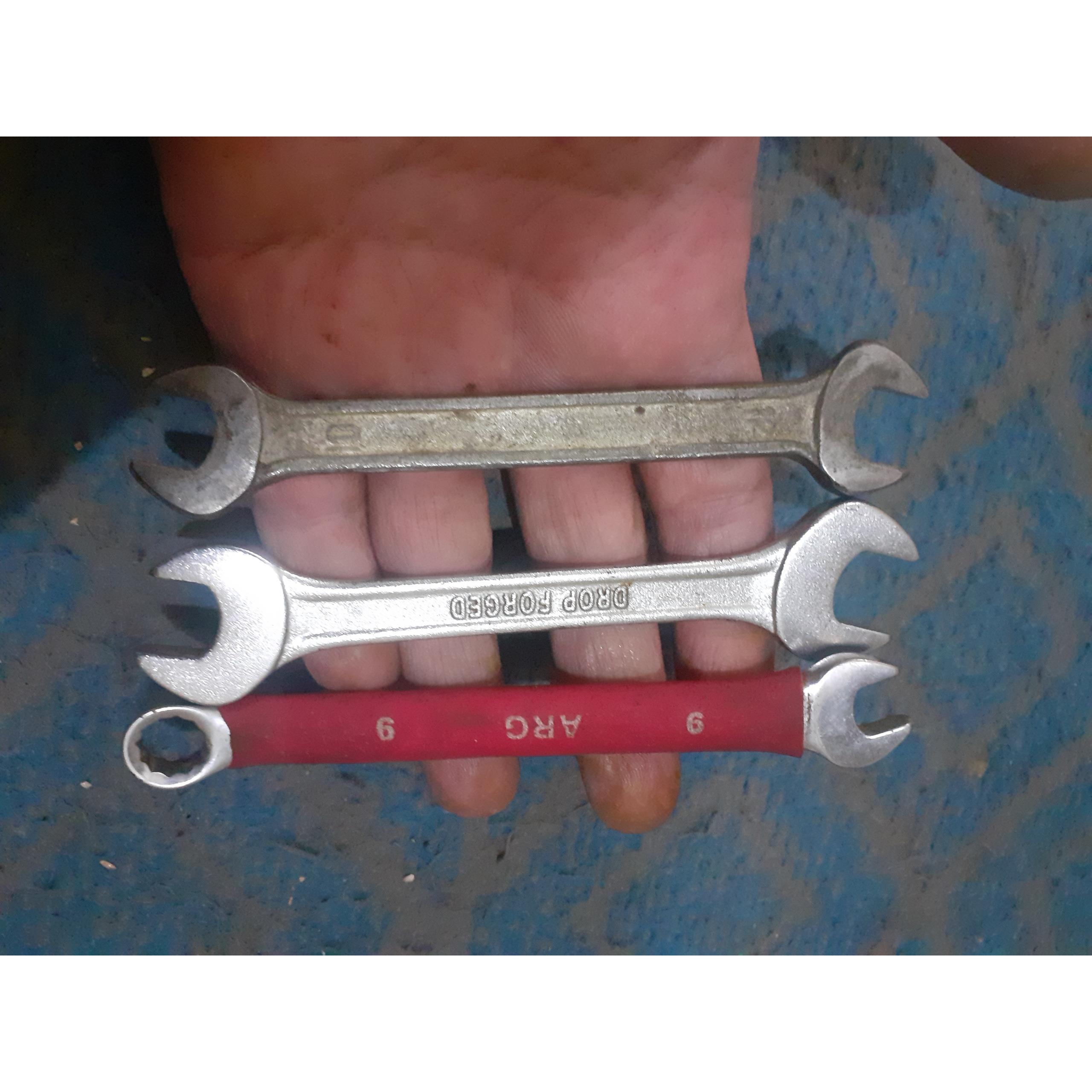 مزایده3عدداچارشماره9تا13قدیمی مطابق تصویر