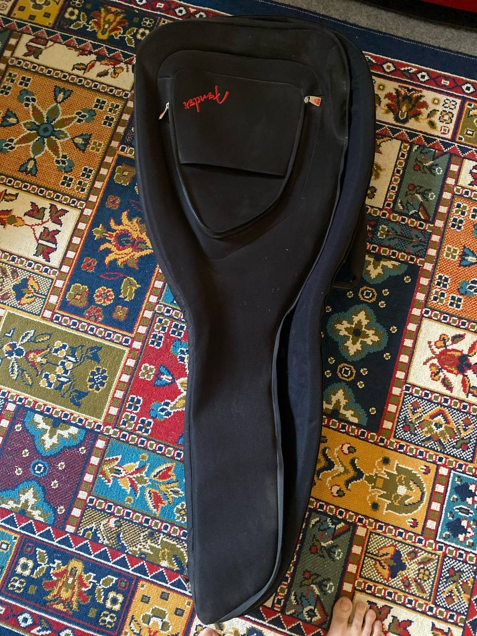 کیف گیتار فندر مدل FA620 Dreadnought Gig Bag