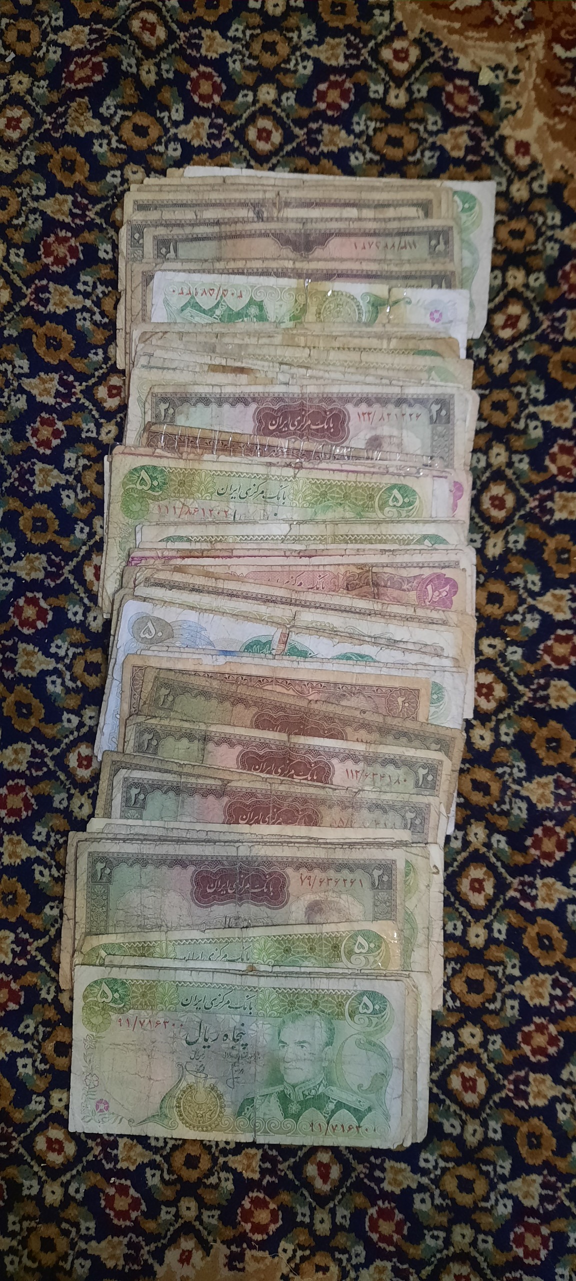 150 برگ اسکناس پهلوی