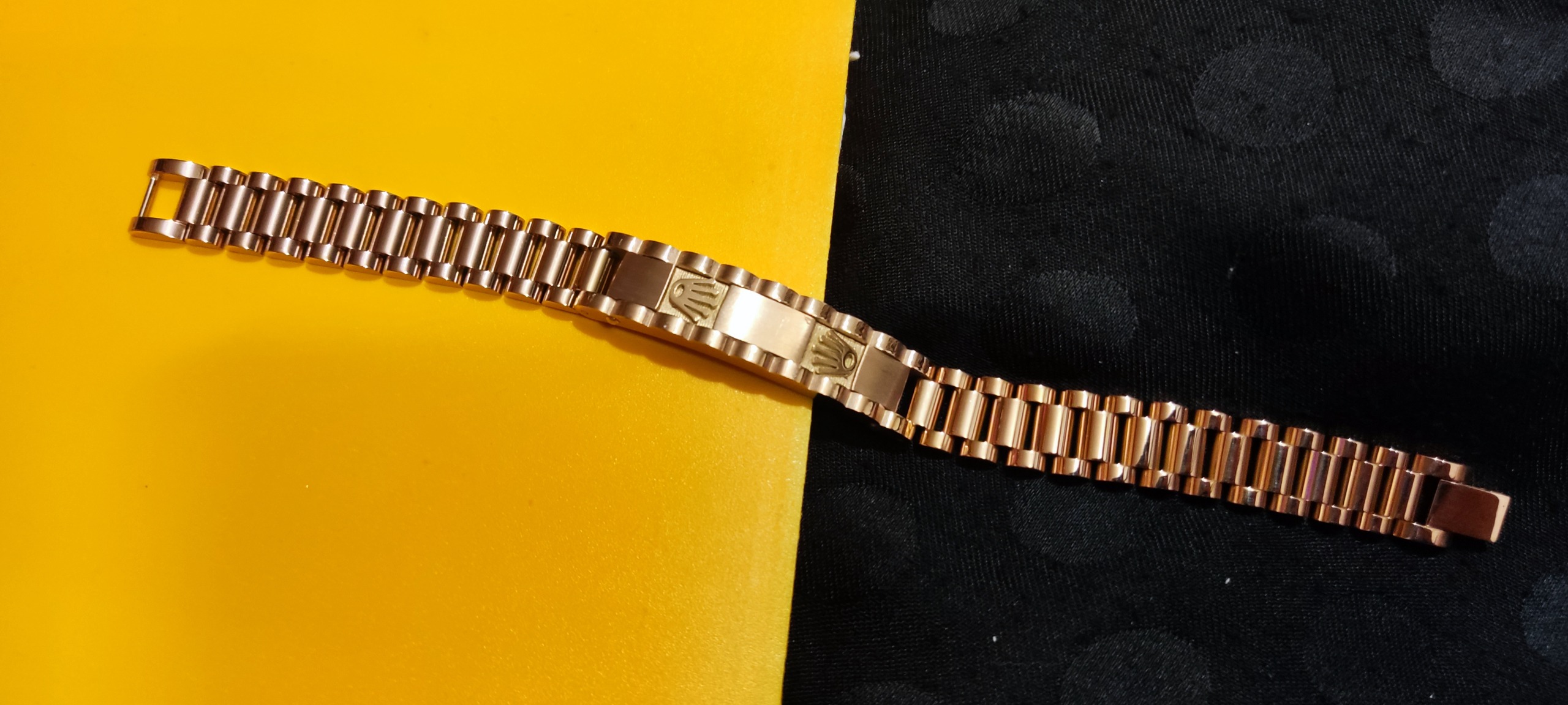 دستبند رولکس رزگلد پلاک دار کد04