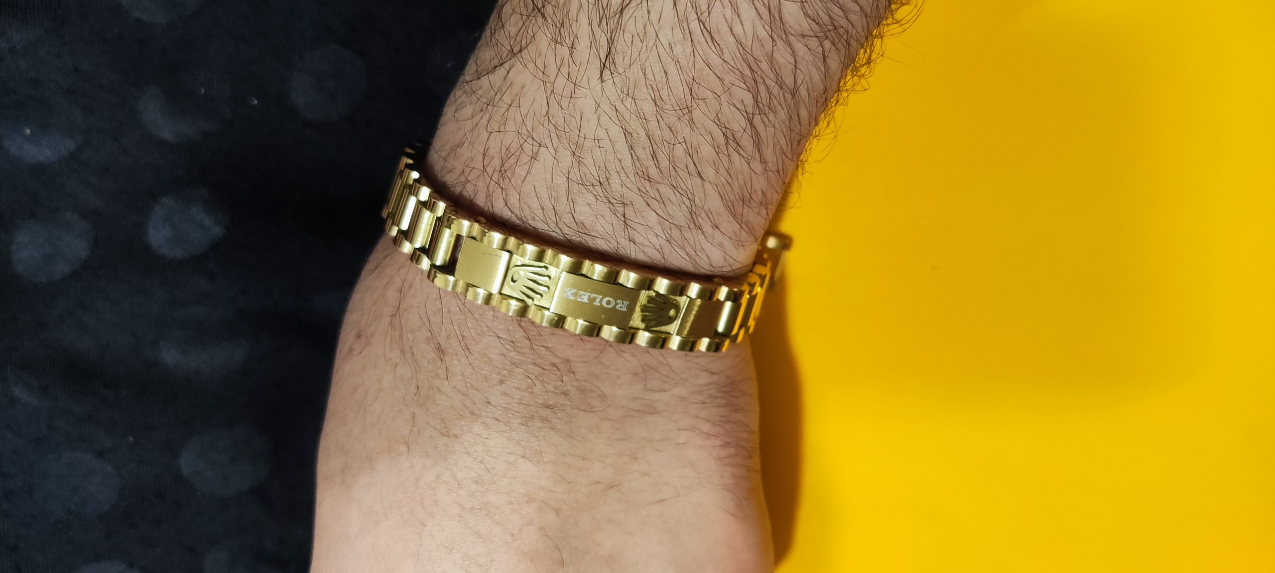 دستبند رولکس طلایی پلاک دار