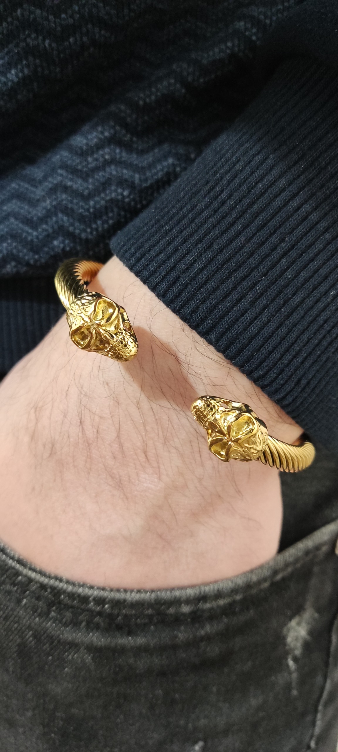 دستبند اسکلت مردانه طلایی