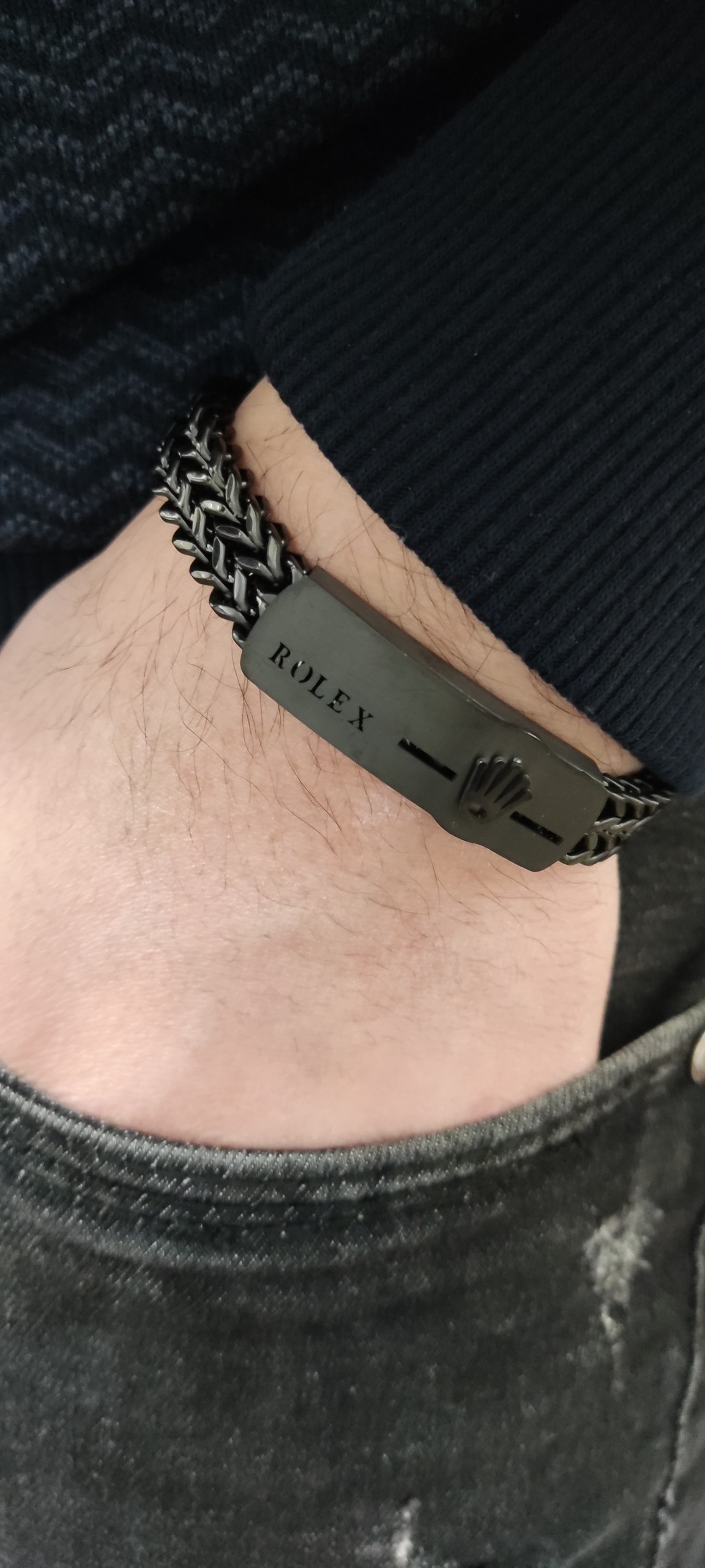 دستبند رولکس مشکی پلاک دار 01