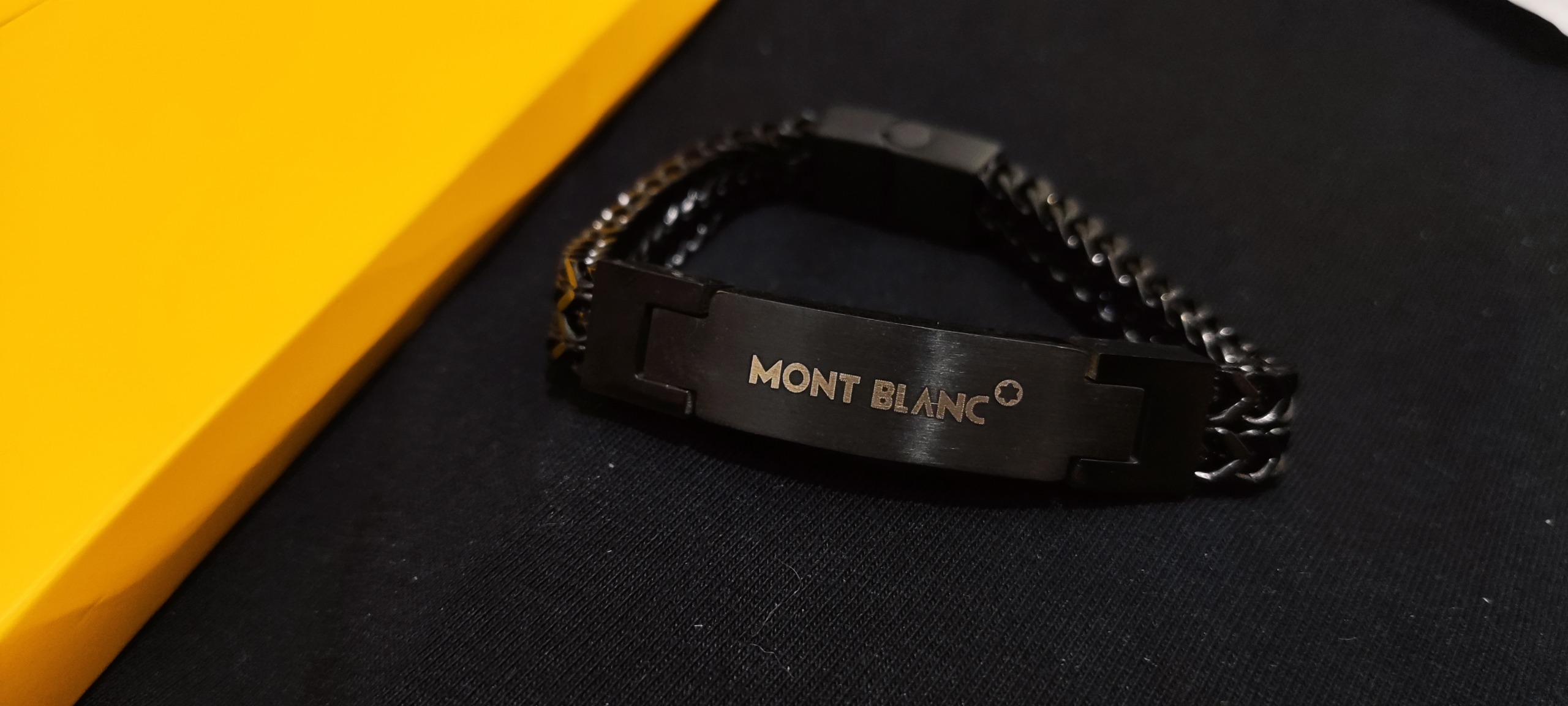 دستبند مونت بلانک مشکی پلاک دار اورجینال