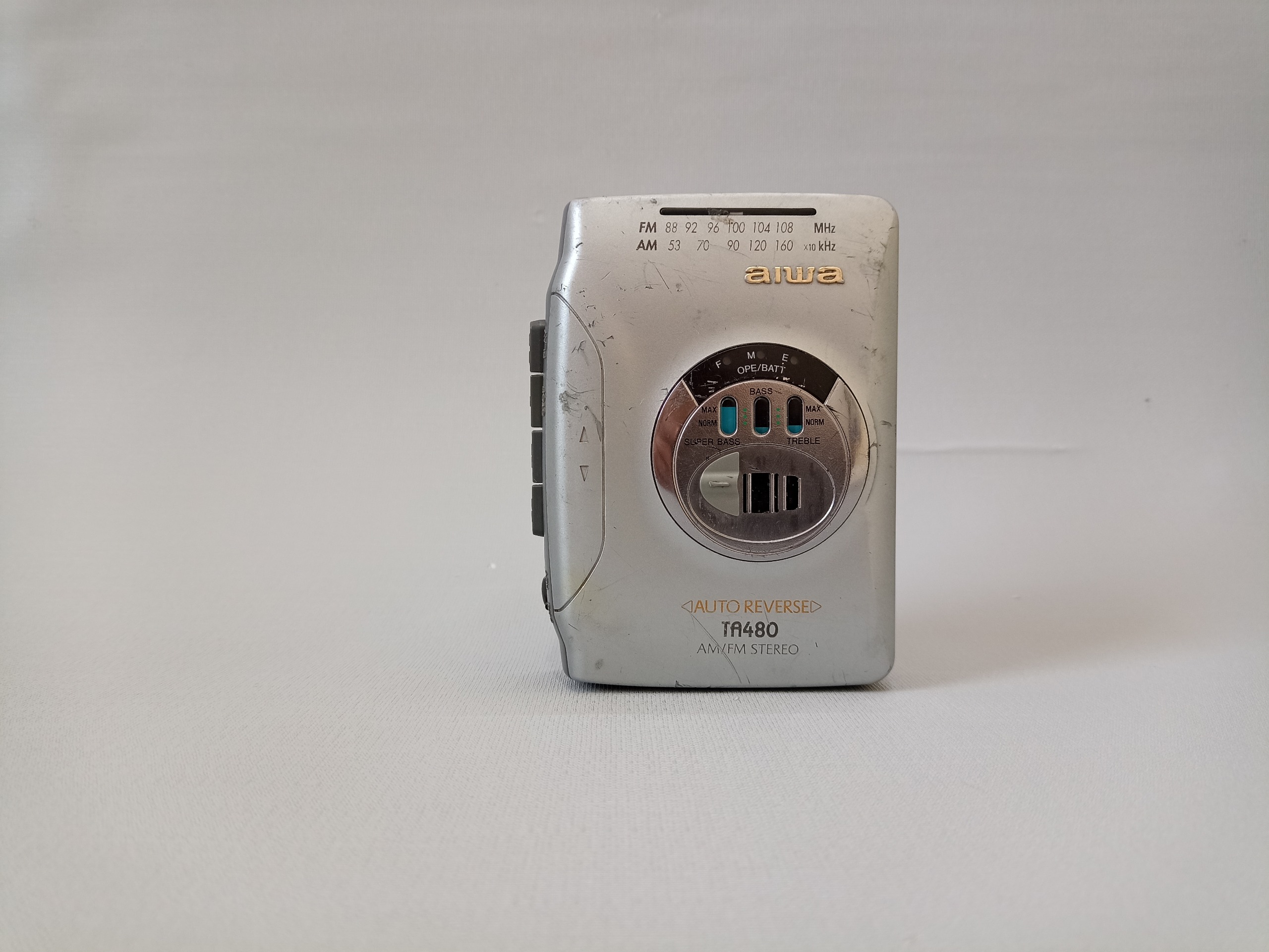 رادیو واکمن آیوا