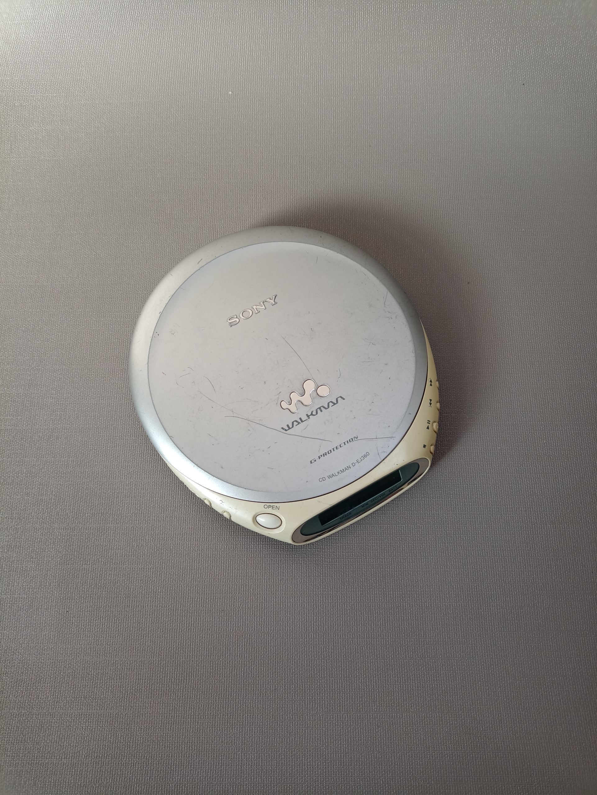 سی دی من سونی