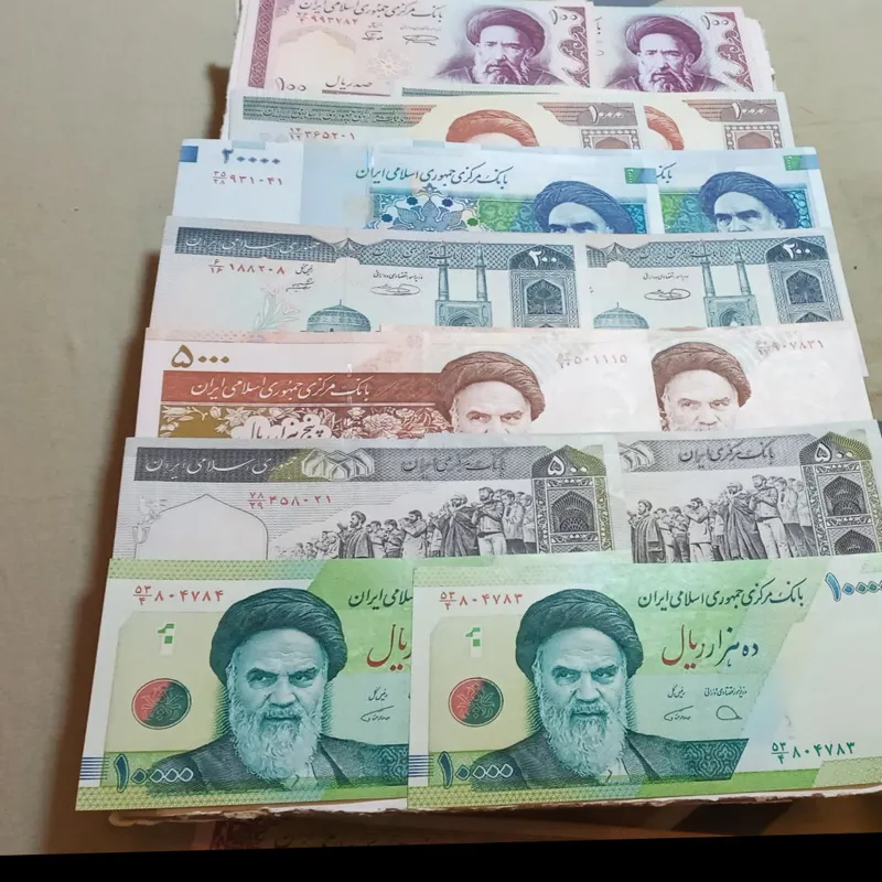 16 اسکناس نو جمهوری تکی (بدون جفت)