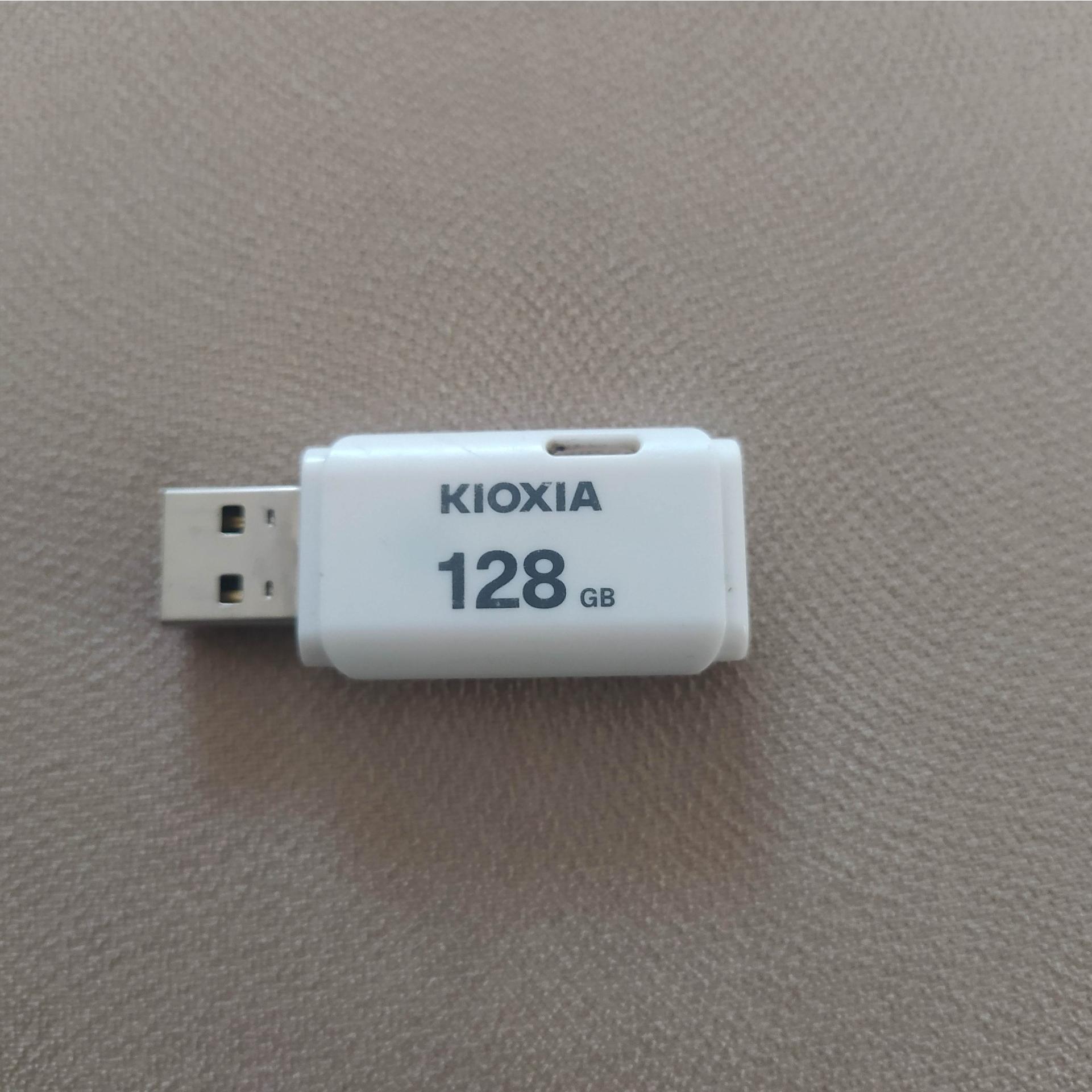 فلش مموری 128گیگ ساخت ژاپن