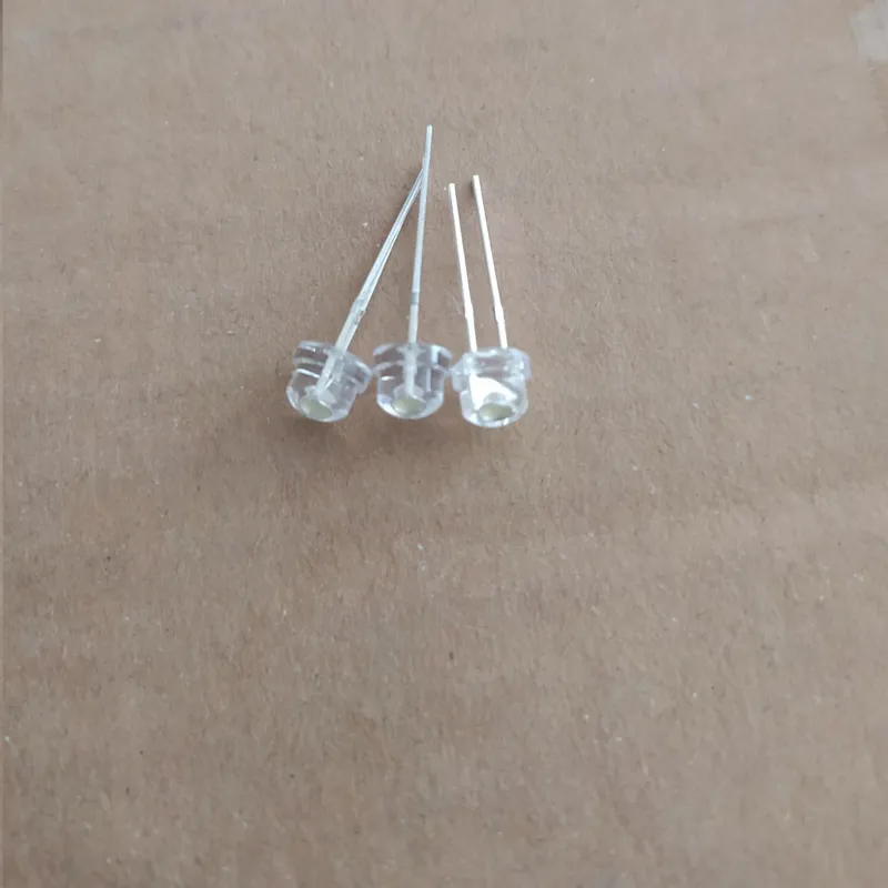 ال ای دی کلاهی سفید بسته 40عددی نور عالی