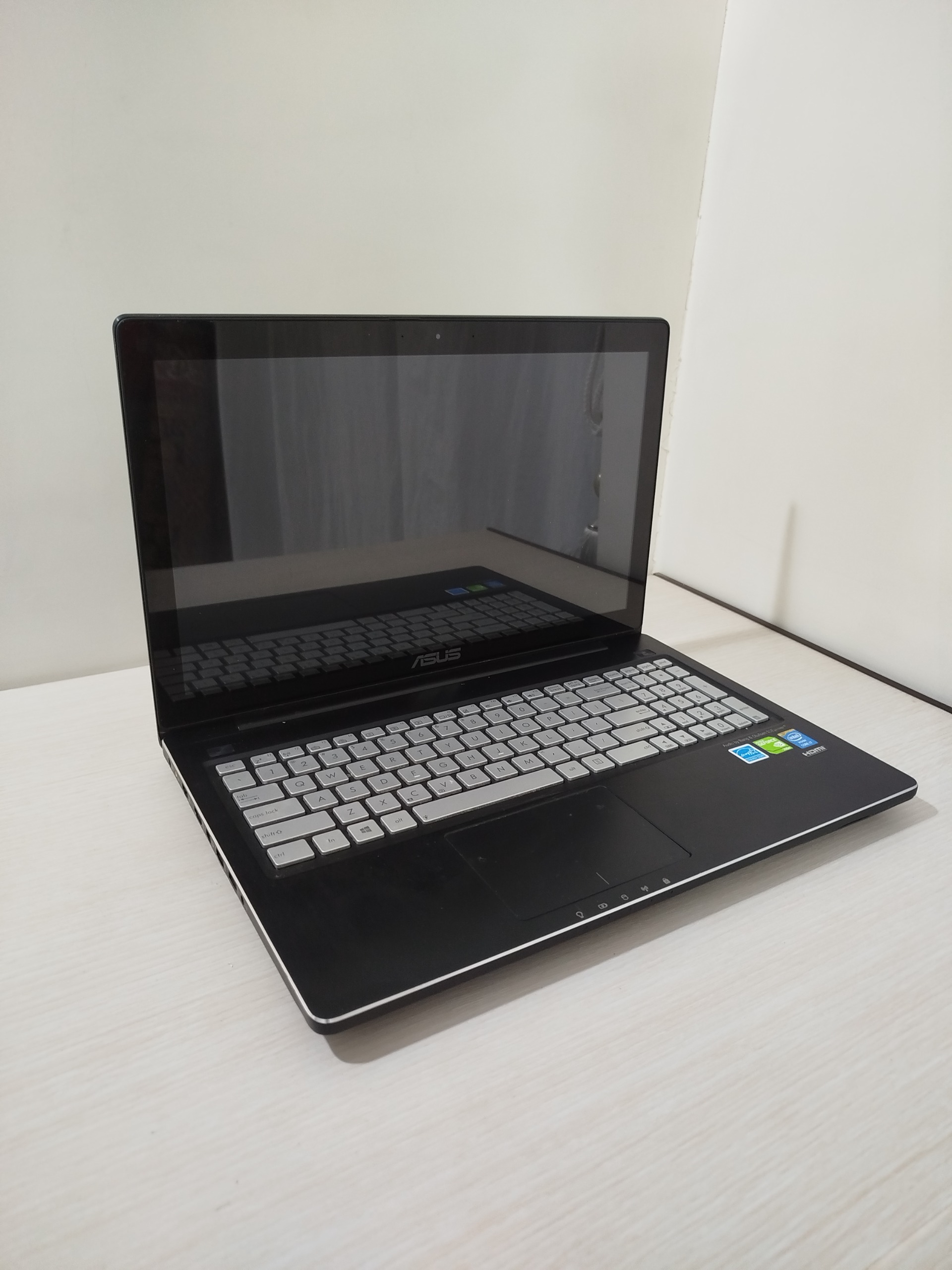 لپ تاپ ASUS Q550