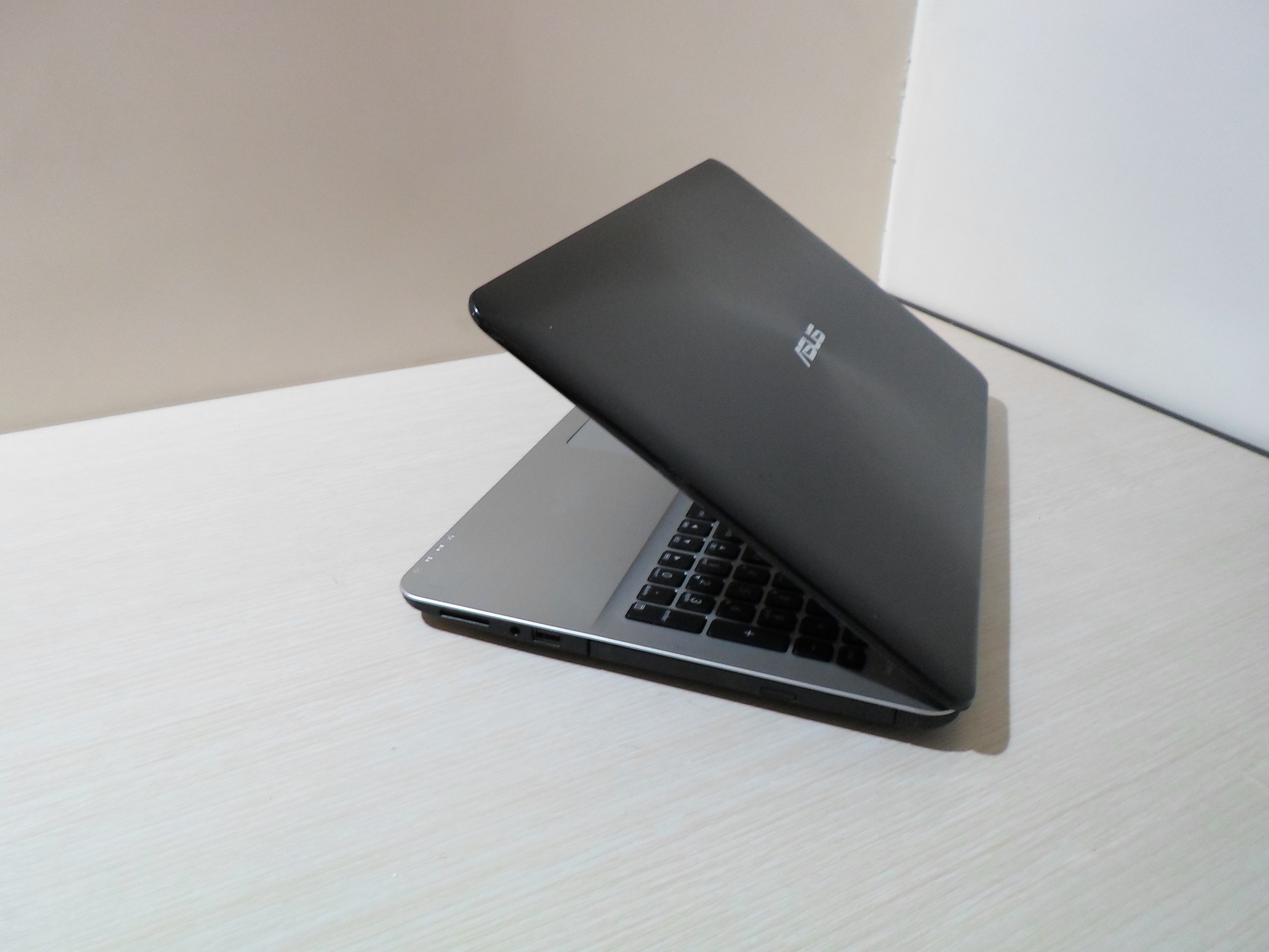 لپ تاپ ASUS X555L