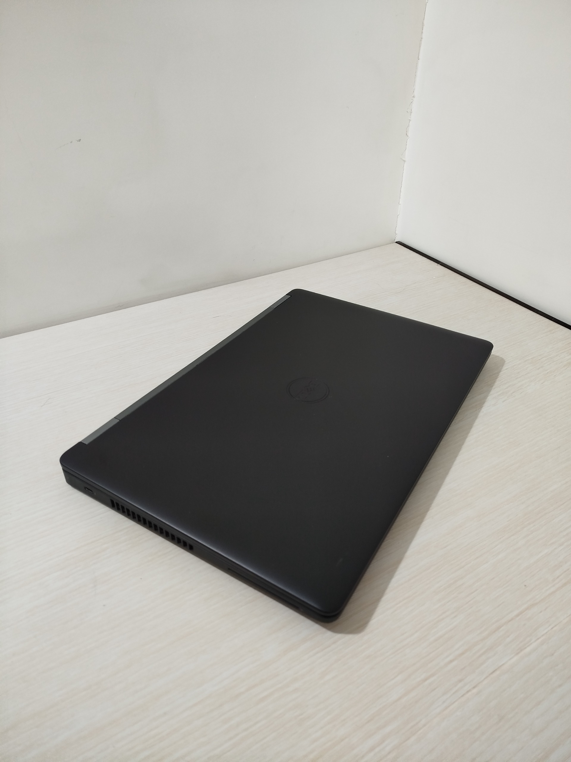 لپ تاپ DELL PRE 3530