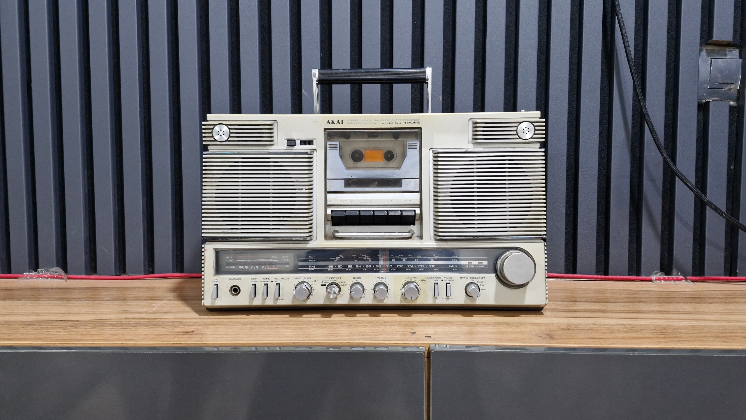 رادیو ضبط آکایی اصل ژاپن