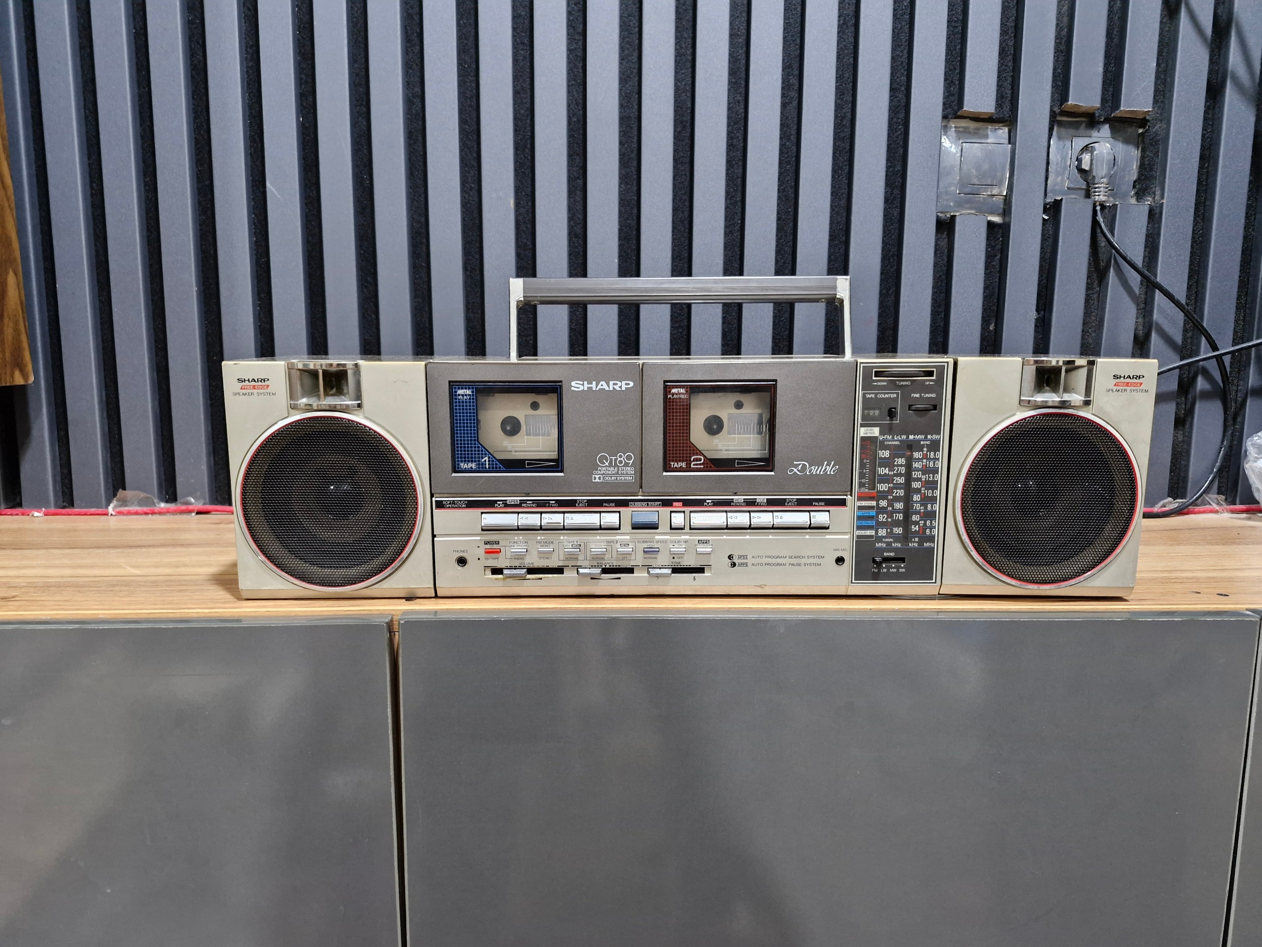 رادیو ضبط حرفه ای شارپ شاهکار ژاپن سنگین