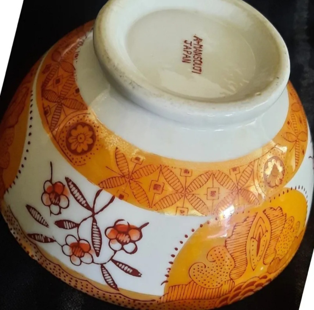 کاسه کعب دار ژاپن توضیحات