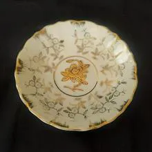 نعلبکی