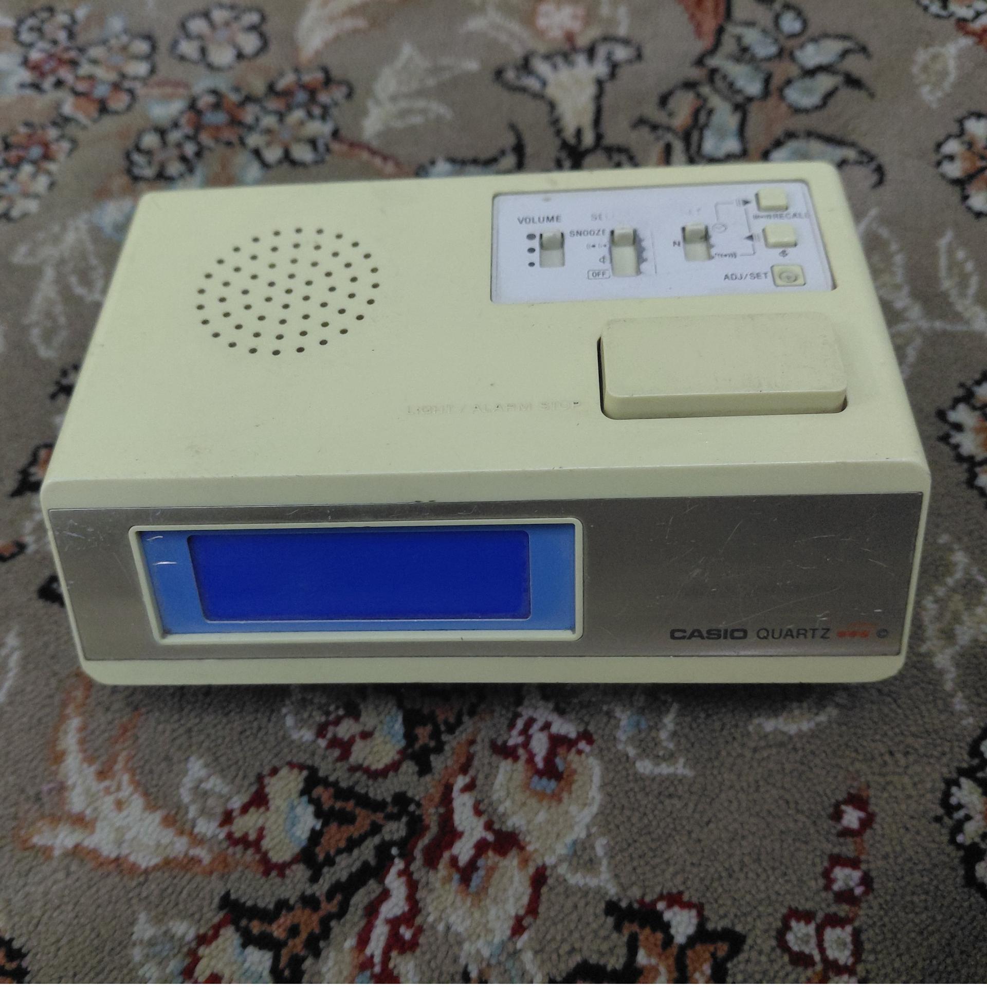 ساعت رومیزی کاسیو