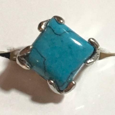 انگشتر زیبای زنانه