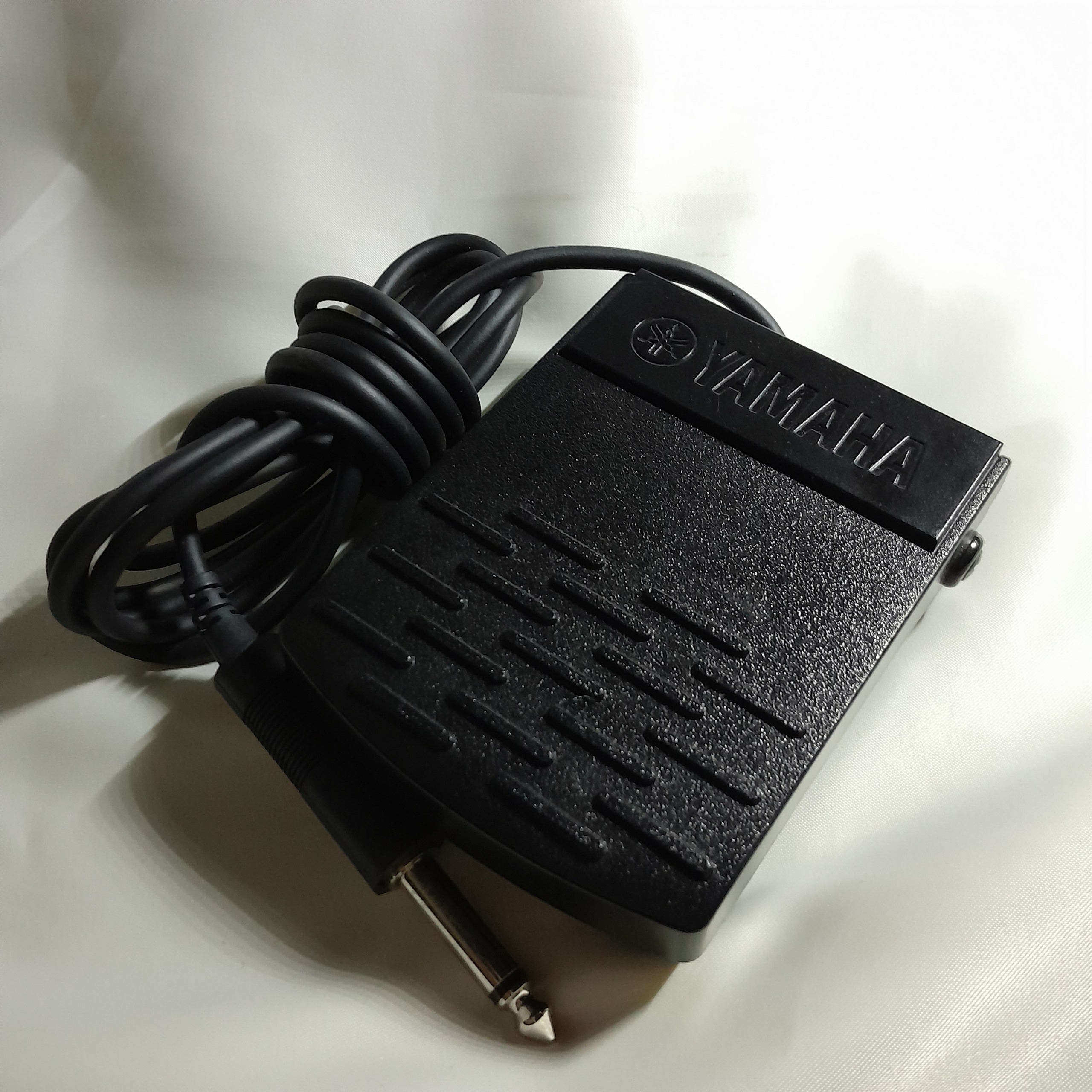 پدال ساستین پیانو و ارگ یاماها Yanaha