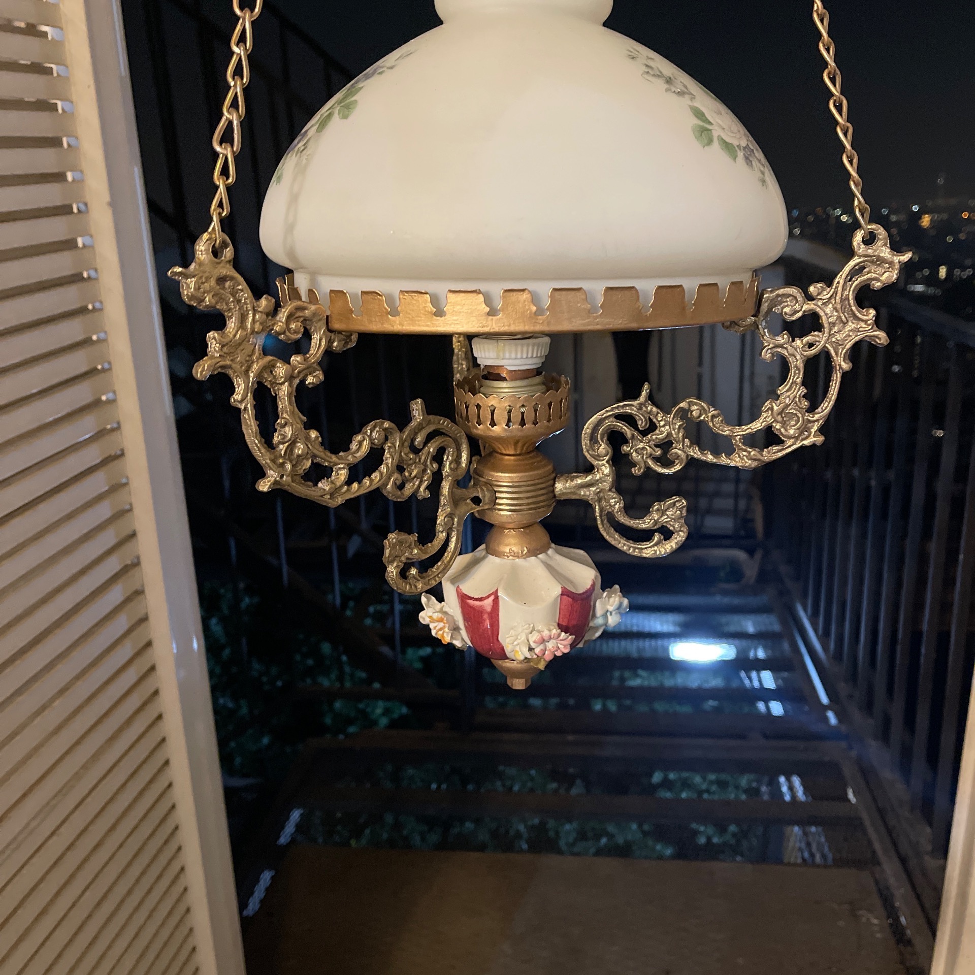 لنتر قدیمی فابریک حباب فابریک