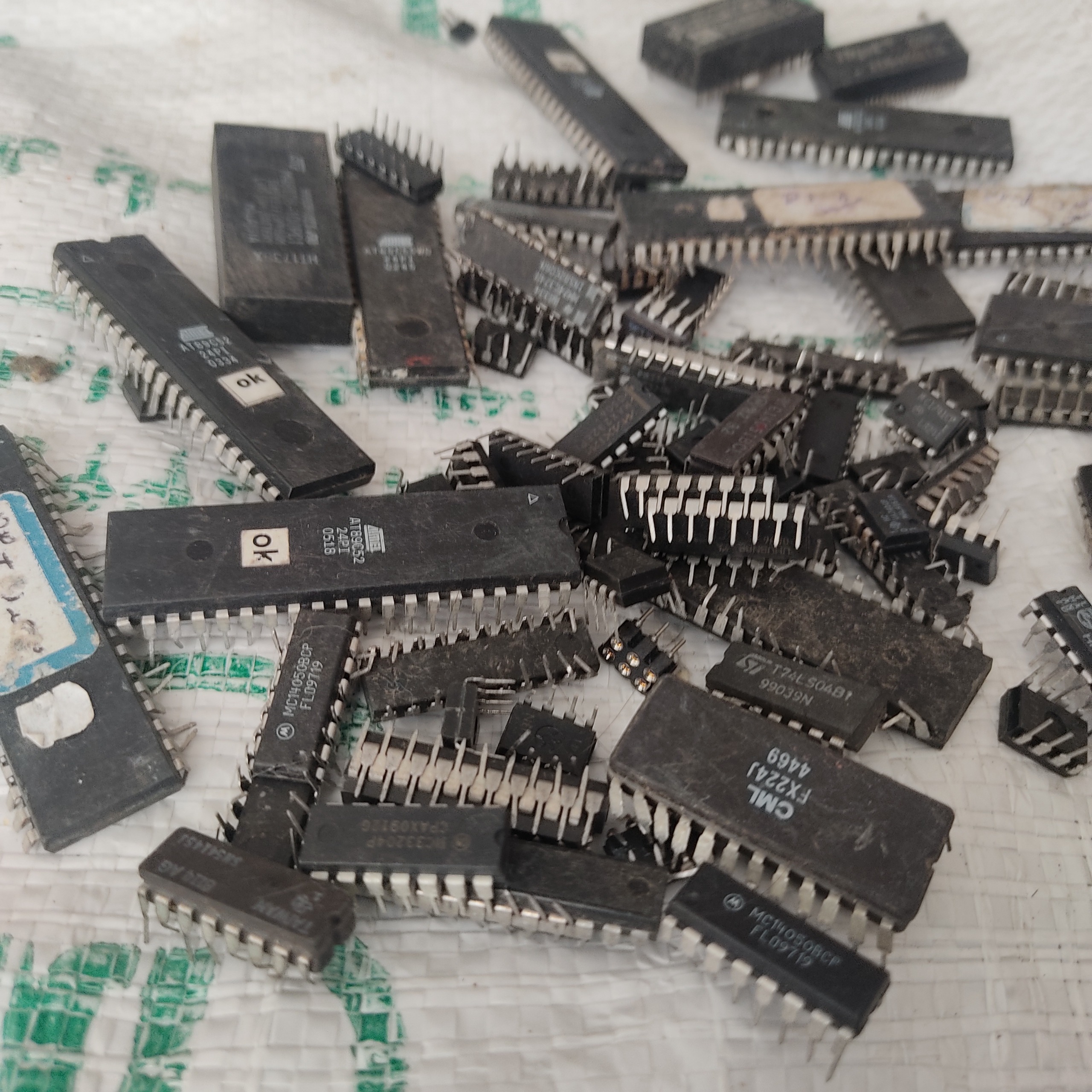 تعدادی ایسی مخابراتی ای سی ic