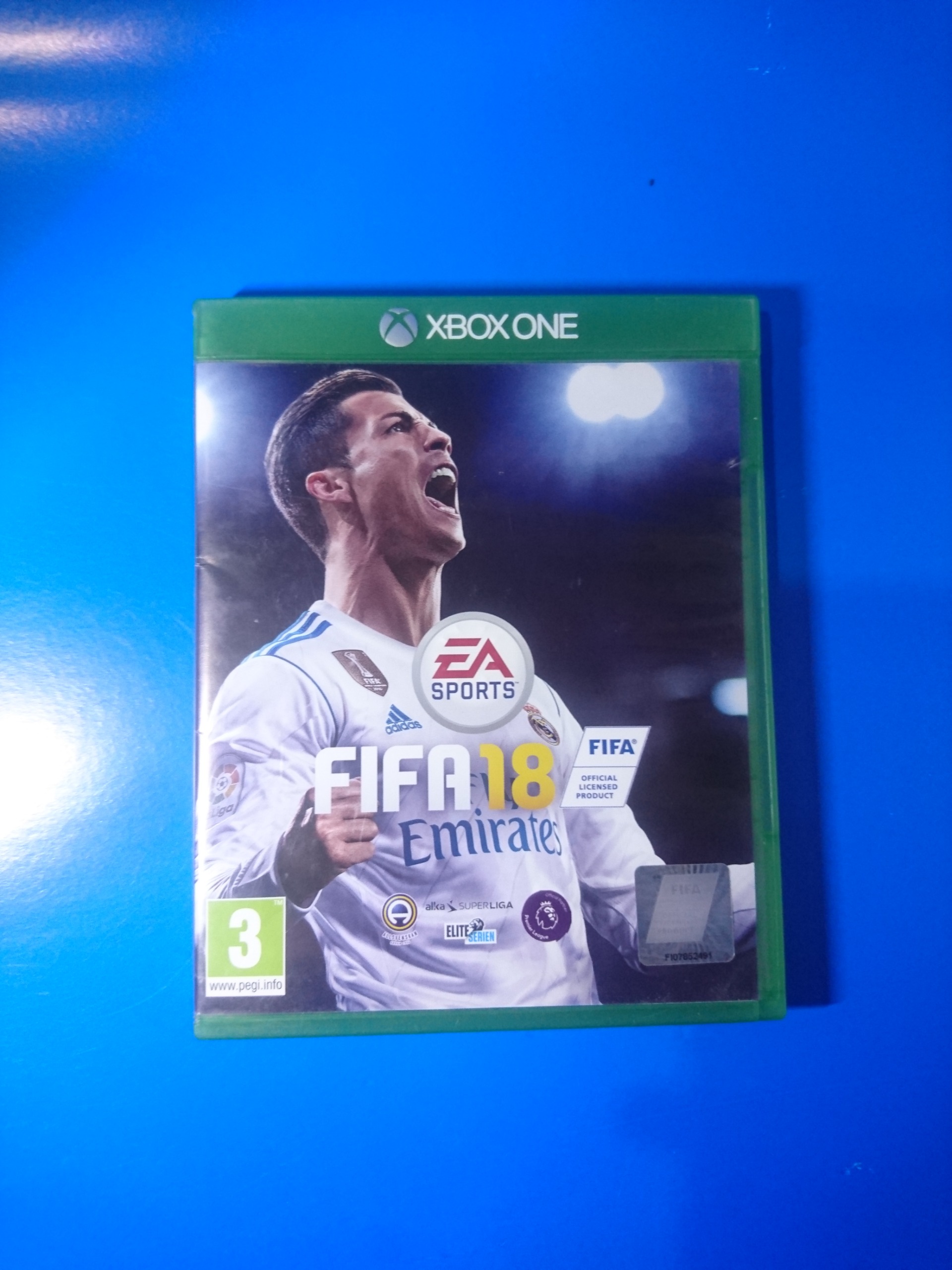 بازی اورجینال FIFA 18 XBOX ONE