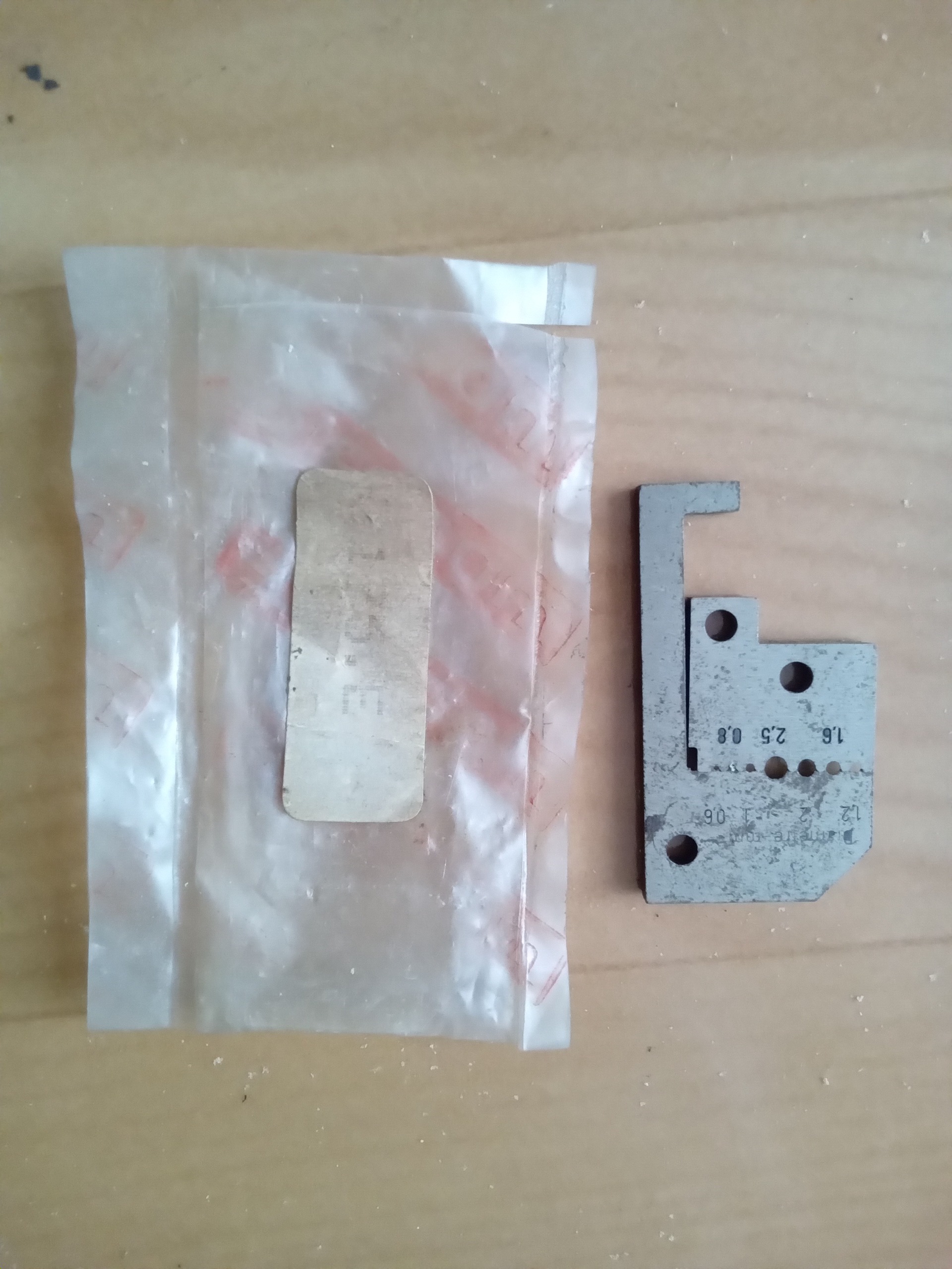 تیغه سیم لخت کن فکوم_facom