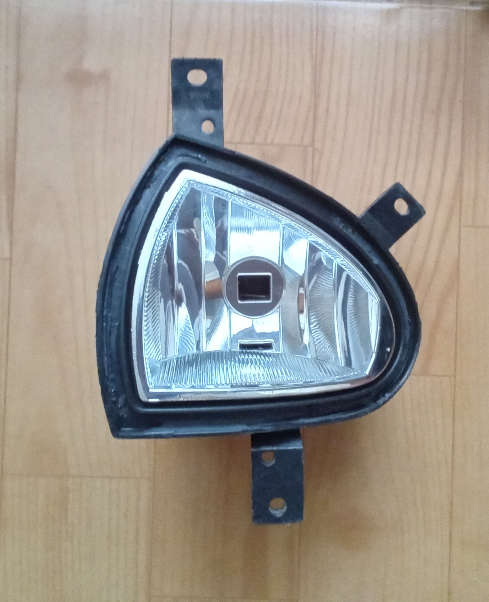 پروژکتور لیفان 620_بدون شیشه