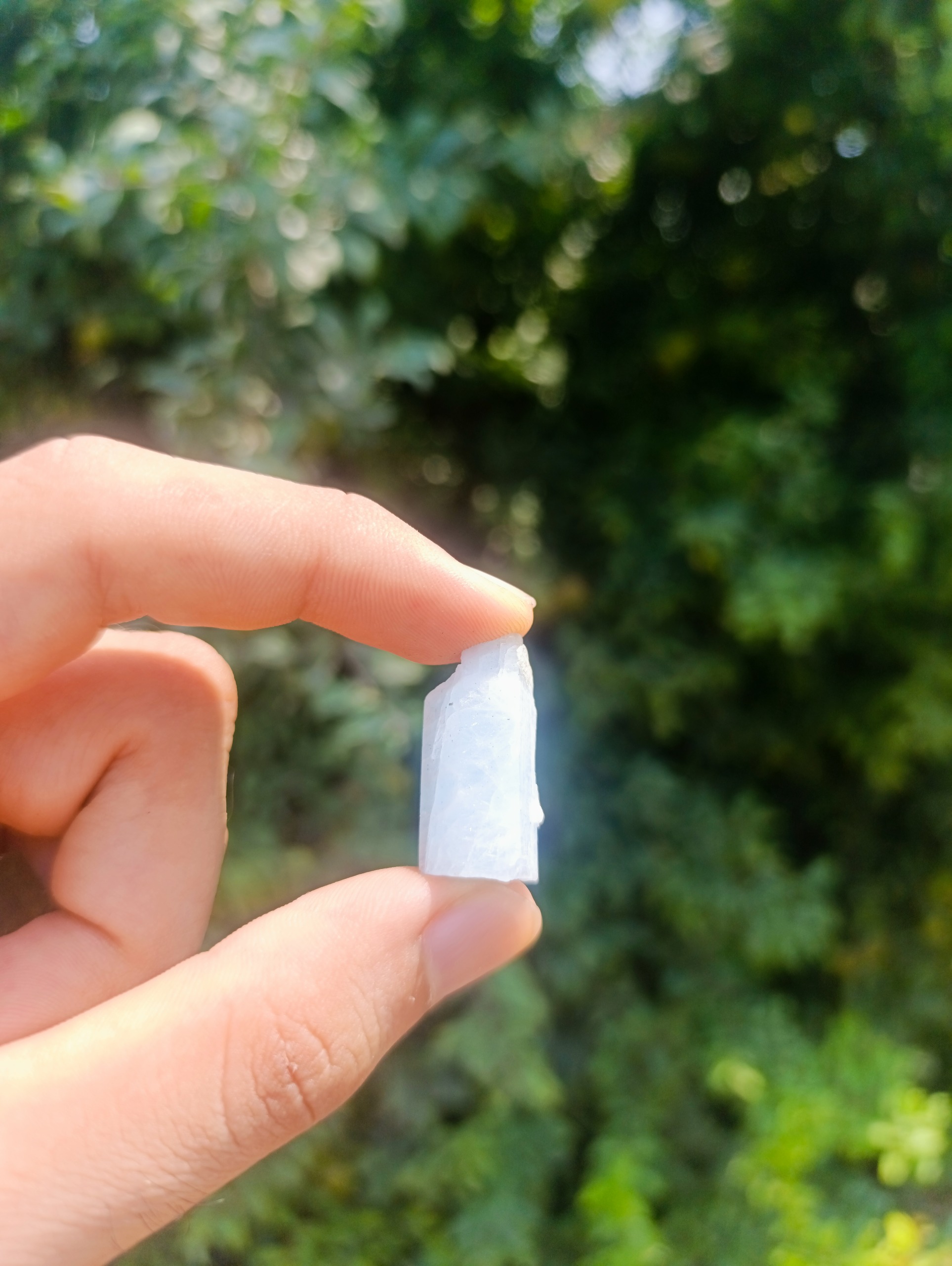 سنگ معدنی آکوامارین راف (تراش نخورده)  سنگ آرامش