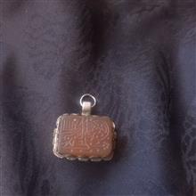 گردنبندداویز