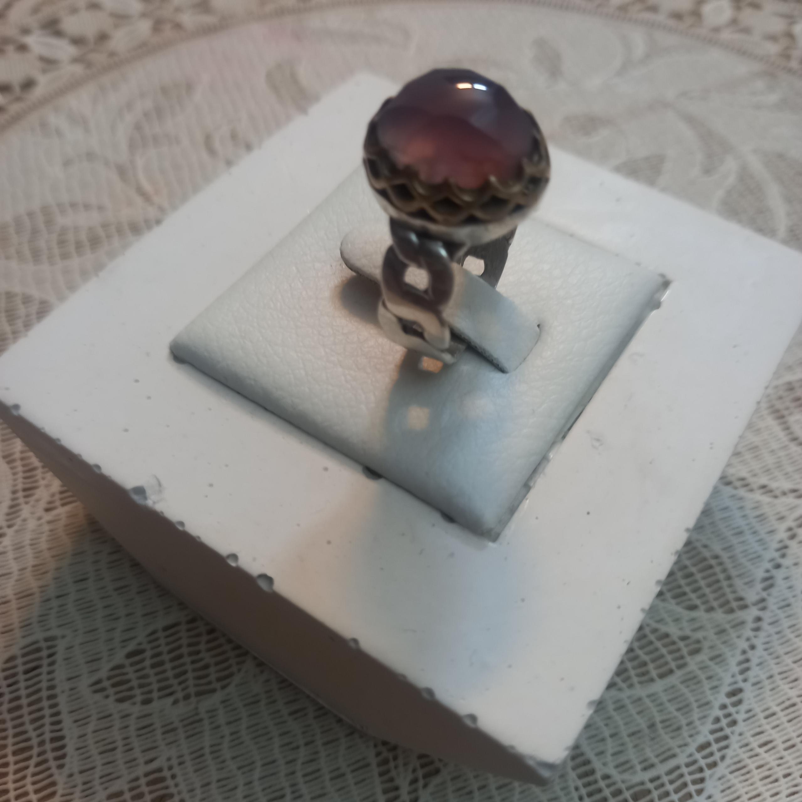 انگشتر و نگین قدیمی