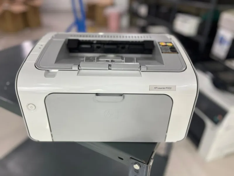 پرینتر لیزری کارتن دار hp 1102 با کارتریج اضافه