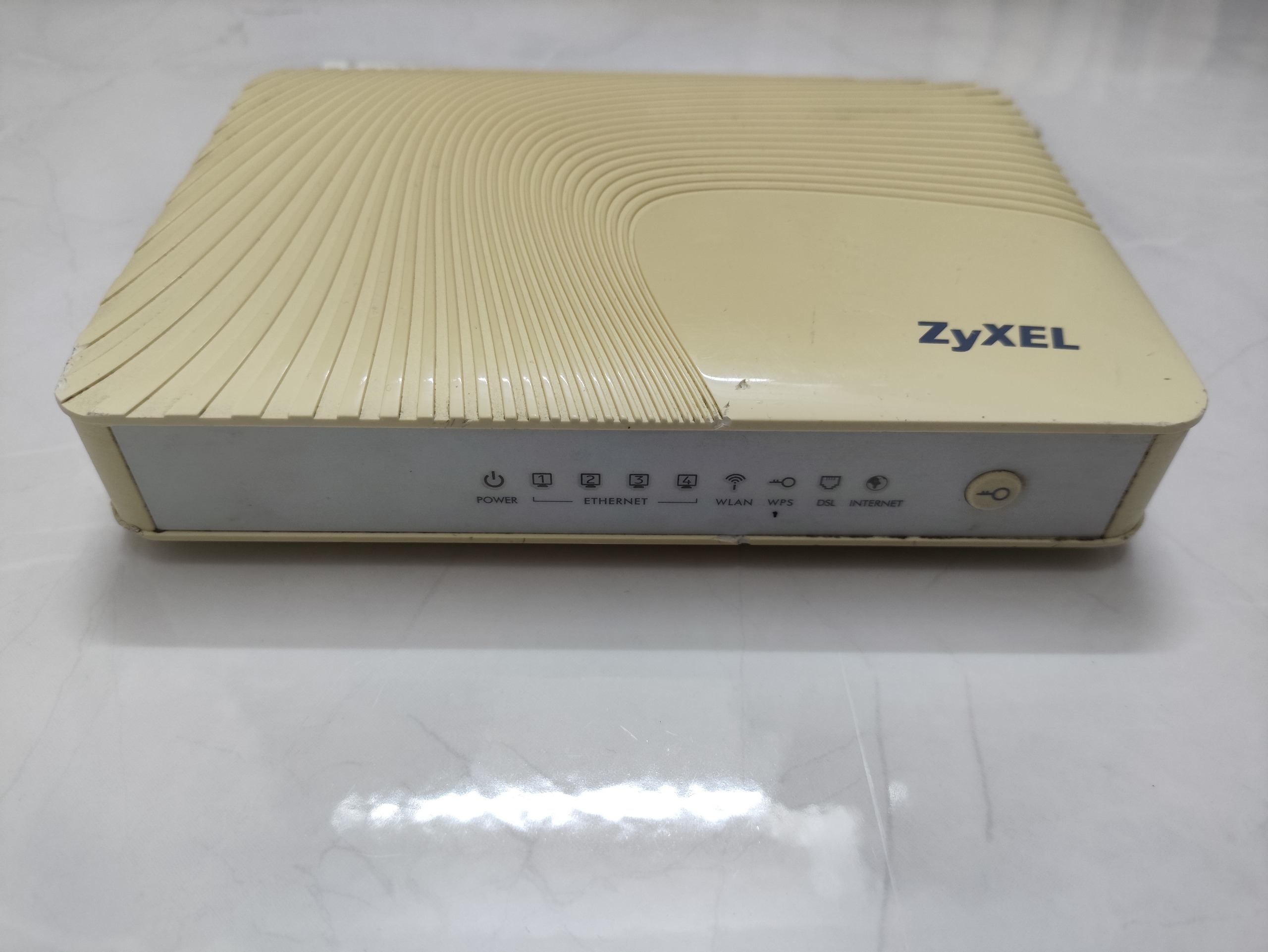 مودم zyxel مدل del1202
