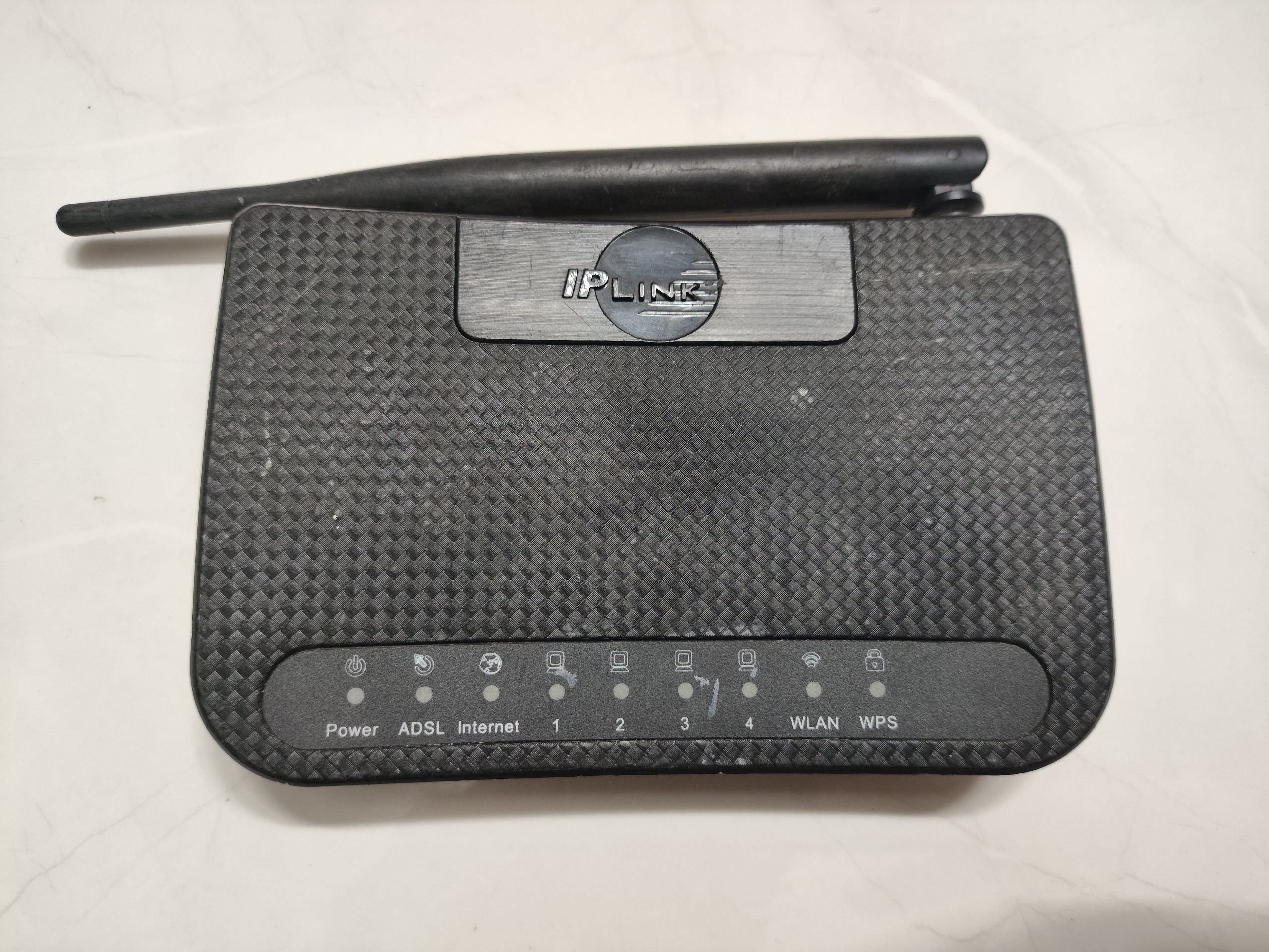 مودم Iplink مدل rt150