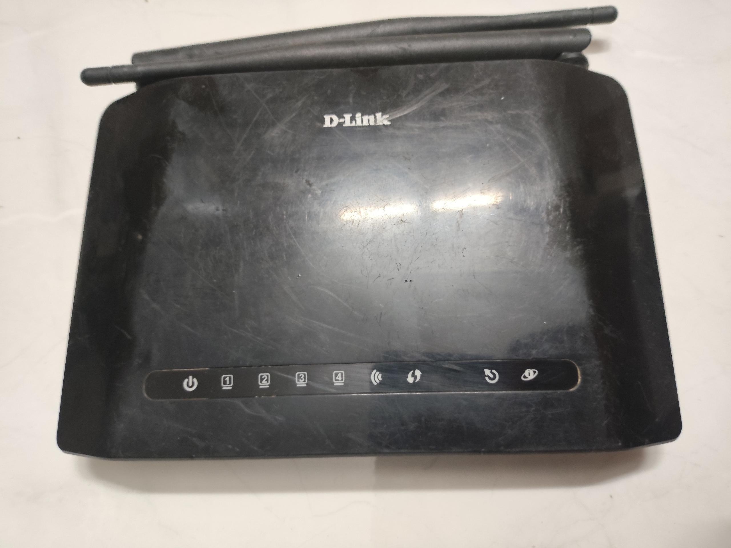 مودم D-link مدل 2740u با آداپتور