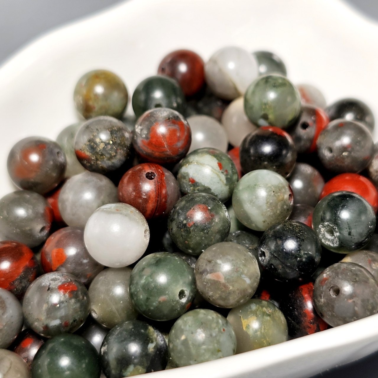 مهره سنگ خون معدنی هرعدد 10000 کد G81151